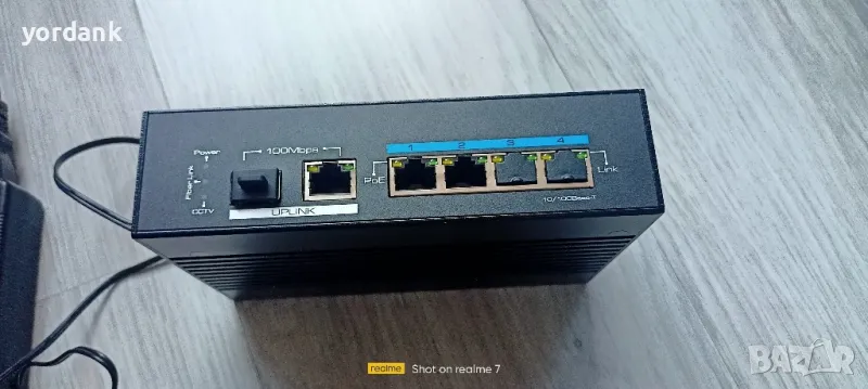 Индустриален PoE switch Utepo UTP7204e, снимка 1
