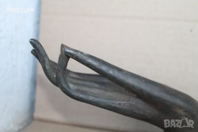 Бронзова скулптура на ръка, снимка 11 - Антикварни и старинни предмети - 47471044