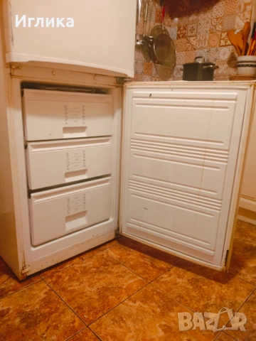 Продавам хладилник Liebherr , снимка 5 - Хладилници - 52858854