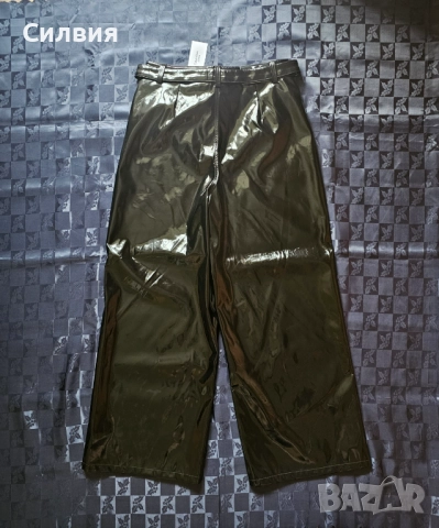 Нов лачен латексов панталон "Calvil Klein" "Келвин Клайн", размер L, снимка 2 - Панталони - 52414037