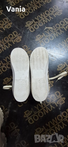 Обувки, снимка 4 - Дамски ежедневни обувки - 52802894