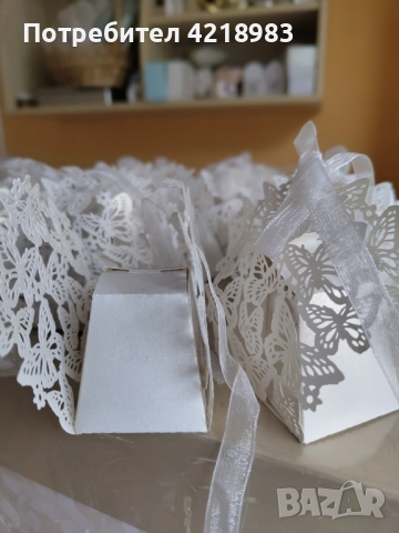 Кутийки за подаръче за гости ПЕПЕРУДИ, снимка 5 - Други - 51933578