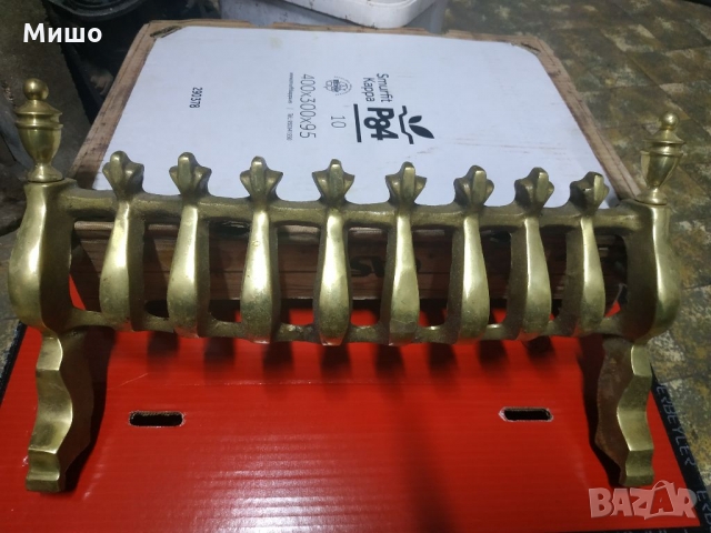 Продавам масивен бронзов урнамент за камина и други, снимка 1