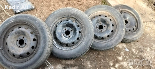 Продавам джанти с гуми 15 цола , снимка 3 - Гуми и джанти - 53690107