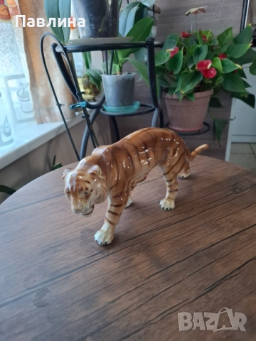 Много красив порцеланов тигър, снимка 4 - Статуетки - 52850569