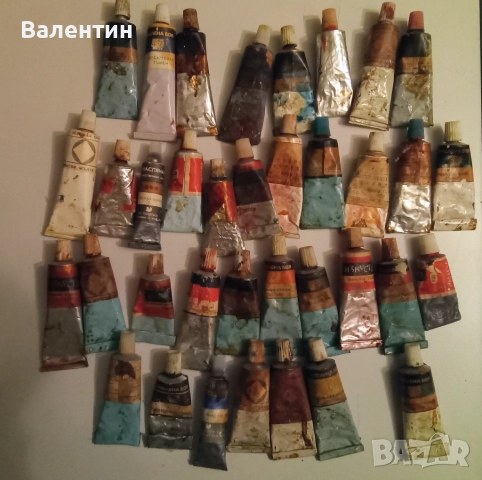 Лот от 36 използвани маслени бои годни за употреба