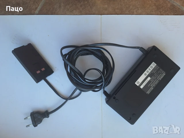 SONY AC-V35 зарядно за видеокамера