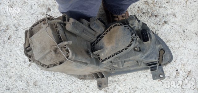 Фарове за Volkswagen Touran I туаран, снимка 8 - Части - 40885784