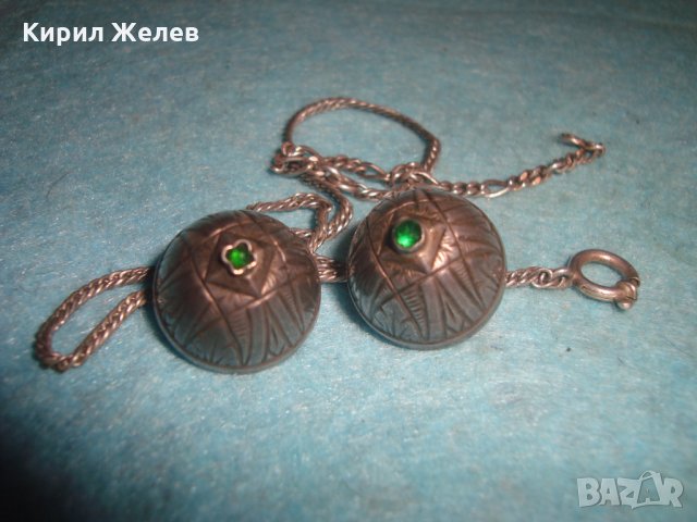 2 УНИКАЛНИ СТАРИ СРЕБЪРНИ УКРАШЕНИЯ с ЕМЕРАЛД СМАРАГД РЪЧНО ОРНАМЕНТИРАНИ с ЩЕМПЕЛ на АТЕЛИЕТО 26341, снимка 2 - Антикварни и старинни предмети - 34853404