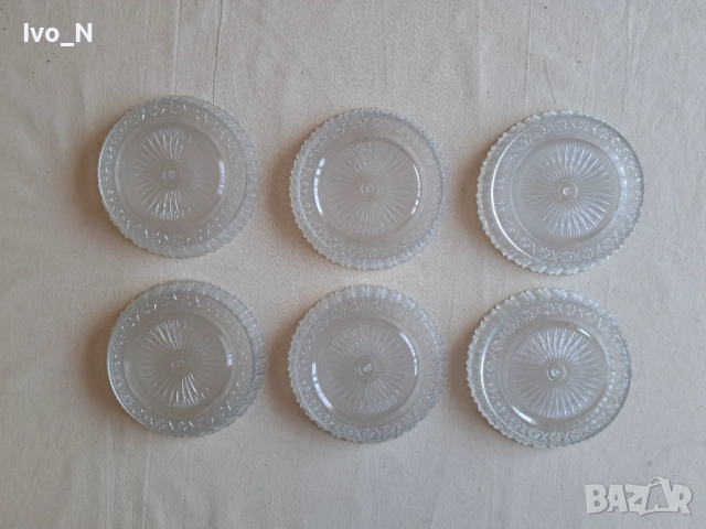 Пластмасови чинии с релеф., снимка 3 - Чинии - 51485179