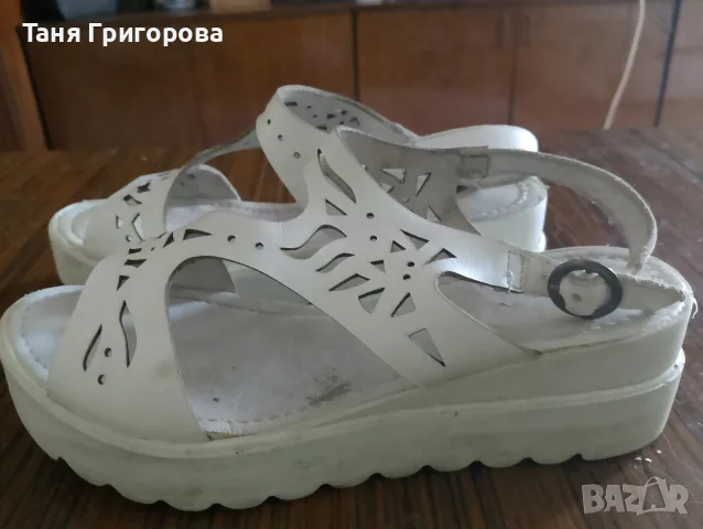 Бели дамски сандали естествена кожа с лазерни изрязвания , снимка 2 - Сандали - 55739056