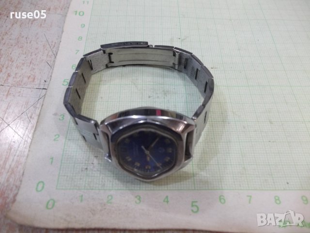 Часовник"Луч"механичен ръчен дамски автомат съветски работещ, снимка 4 - Дамски - 42408113