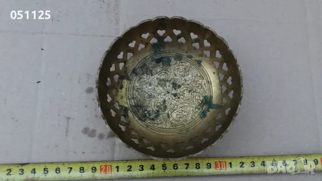 отлична бронзова ориенталска купа с орнаменти , снимка 3 - Антикварни и старинни предмети - 47561053