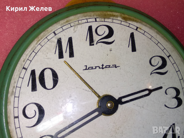 JANTAR MADE in USSR Стар КОЛЕКЦИОНЕРСКИ РУСКИ БУДИЛНИК МЕХАНИЧЕН НАСТОЛЕН ЧАСОВНИК ЯНТАР СССР 42279, снимка 5 - Антикварни и старинни предмети - 44549353