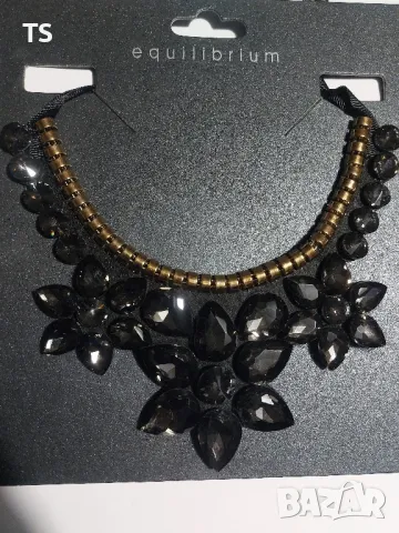 Красиво дамско черно колие , снимка 3 - Колиета, медальони, синджири - 40506562