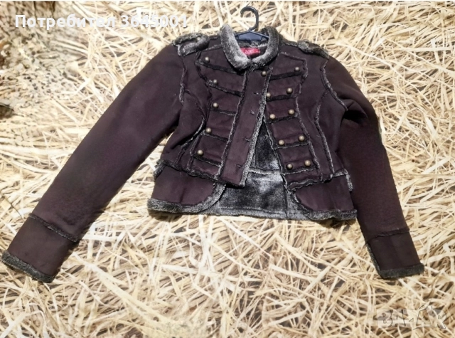 Дамско кафяво късо кожухче, втален модел-тип "шинел". XS-S , снимка 2 - Якета - 52997799