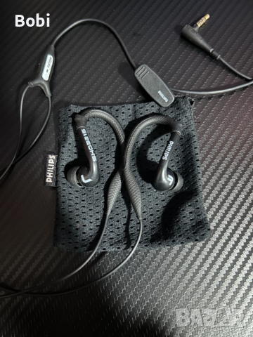 PHILIPS Слушалки с Микрофон Спорт Черени, снимка 2 - Слушалки и портативни колонки - 44748961