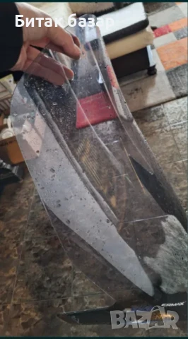 Продавам френска слюда за Honda Pcx от 2019-та до 2024-та включително., снимка 2 - Аксесоари и консумативи - 50791677