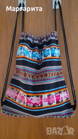 Продавам цветна лятна чанта, снимка 2 - Чанти - 41324166