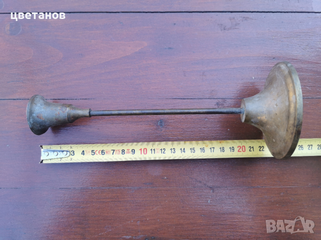 СТАР БРОНЗОВ СВЕШНИК, снимка 2 - Антикварни и старинни предмети - 36250939