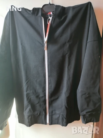 Спортни горнища с качулка, снимка 2 - Детски анцузи и суичери - 51381602