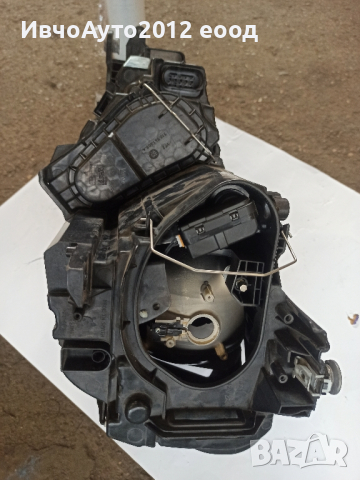 фар десен оригинален Valeo 517 941 006C Volkswagen golf 7 sportsvan 14-18г, снимка 2 - Части - 44743739