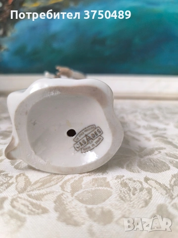 порцеланова фигурка на момиче с кученце, снимка 8 - Колекции - 53457210