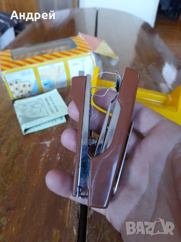 Стара ръчна шевна машина The Midget, снимка 6 - Антикварни и старинни предмети - 51513505