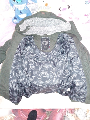 Продавам Зимно Дебело Яке (s )размер 