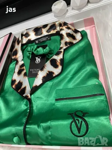 Сатенена пижама Victoria’s secret три цвята, снимка 2 - Пижами - 49164513