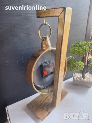 настолен метален часовник на батерия, снимка 4 - Декорация за дома - 40998930