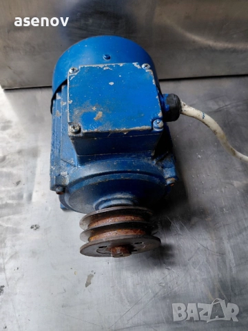 електродвигател 0,75 кв, снимка 2 - Електродвигатели - 52138759