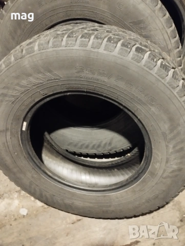 NOKIAN SNOWPROOF 225/75/16 C