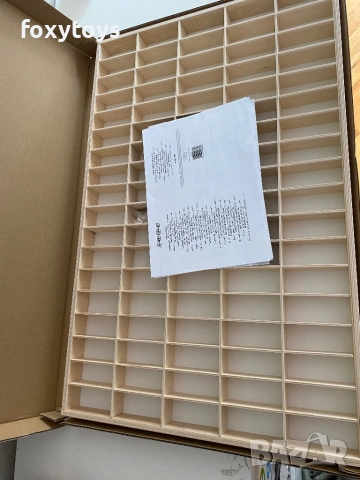 Дефектен дървен рафт, етажерка за колички, 90 отделения, Hot wheels, снимка 4 - Коли, камиони, мотори, писти - 53736218