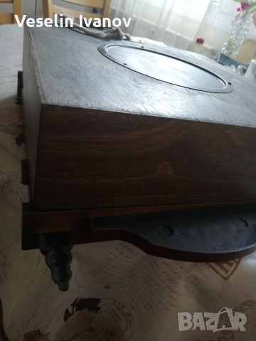 Стенен часовник Vesna, снимка 13 - Антикварни и старинни предмети - 36329859