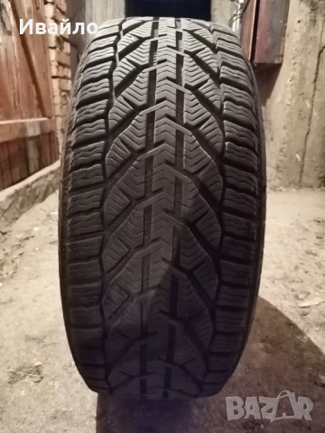 Продавам 1 брой зимна гума 215.50.17 дот 2024 Kormoran , снимка 2 - Гуми и джанти - 53790961