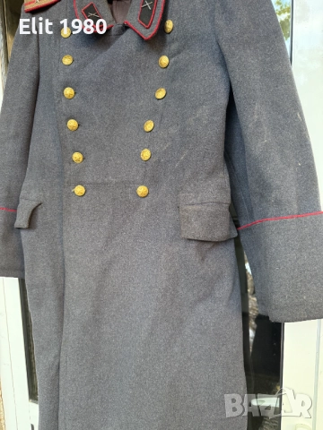 Продавам офицерски шинел , снимка 4 - Антикварни и старинни предмети - 52461339