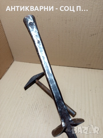 Комплект Соц Стари Ръчно Ковани Наковалня С Чук За Клепане На Коси. , снимка 6 - Антикварни и старинни предмети - 52618943