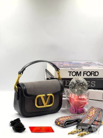 чанти valentino garavani , снимка 2 - Чанти - 50996570
