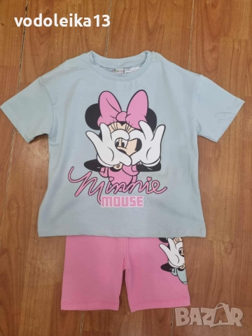нов комплект с мики маус