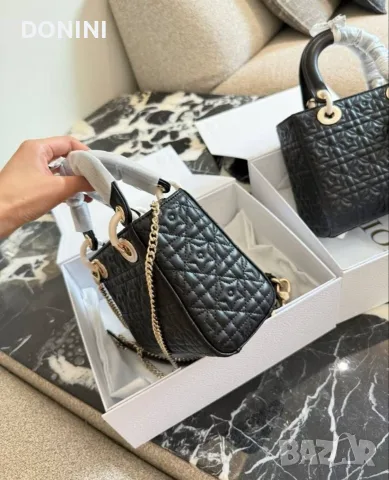Christian Dior Дамска чанта, кожа, снимка 3 - Чанти - 56377856