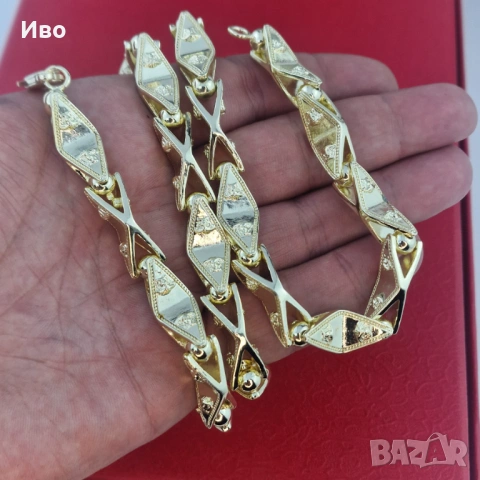 Versace - мъжки ланци, снимка 2 - Колиета, медальони, синджири - 53402890