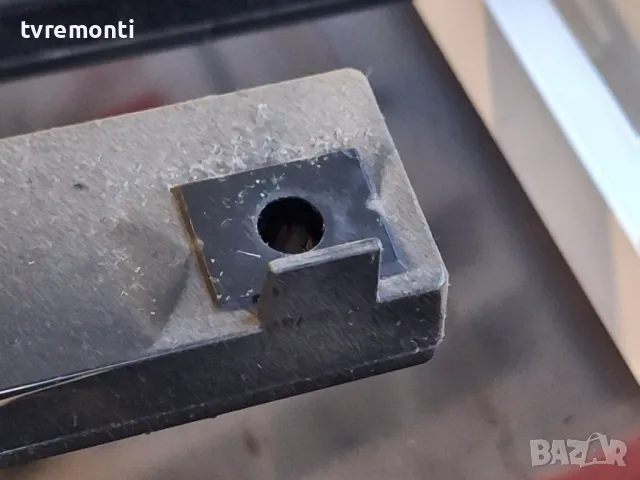 оригинална стойка телевизор Sony модел KDL-40R450B, снимка 3 - Стойки, 3D очила, аксесоари - 48758807