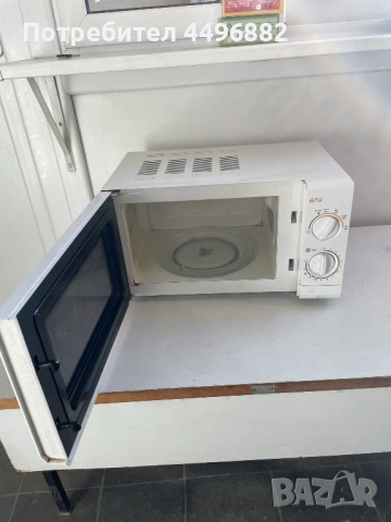Микровълнова фурна Горение 20л, снимка 3 - Микровълнови - 53499363