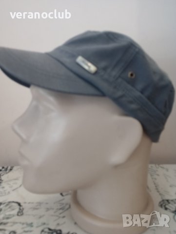 Шапка с малка козирка С4