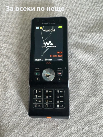 Sony Ericsson W910i , Walkman  , зарядно и мемори карта !