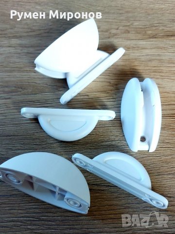 Продавам стопери за врата на кемпер или каравана , снимка 5 - Части - 35714623