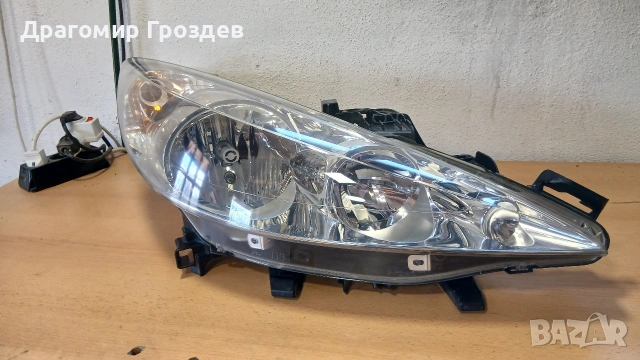 Оборудван, оригинален десен фар за Peugeot 207 / Пежо 207