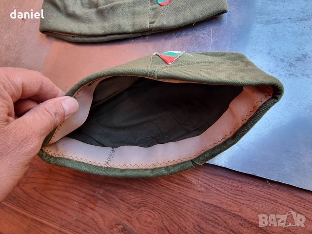 Военни шапки военните, снимка 5 - Бойно оръжие - 34246875