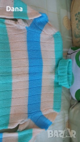 Вълнена блуза 